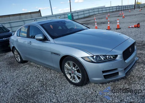 2018 Jaguar Xe Premium из США, поврежденный, VIN SAJAD4FX7JCP34432